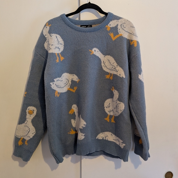 SHEIN Sweaters - SHEIN Blue Sweater with Goose / Duck Pattern Size XL 🪿